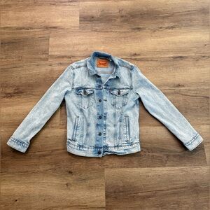Levi's Blue Jean Trucker Jacket